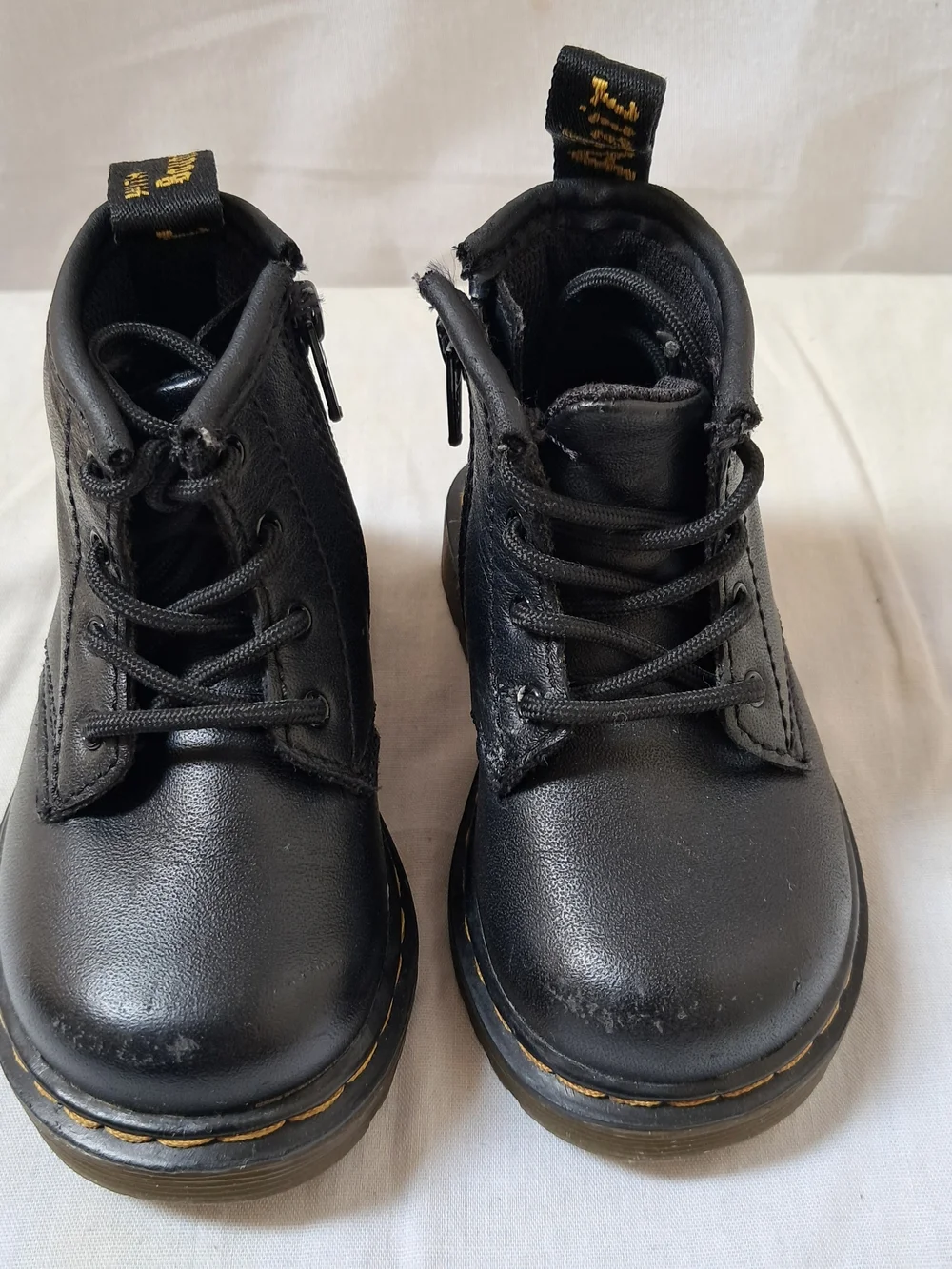 Dr. Martens Delaney Kids‎ Black Leather Lace Up Side Zip Boots